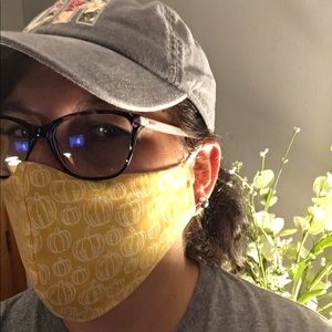 Meet your Posher, Paula